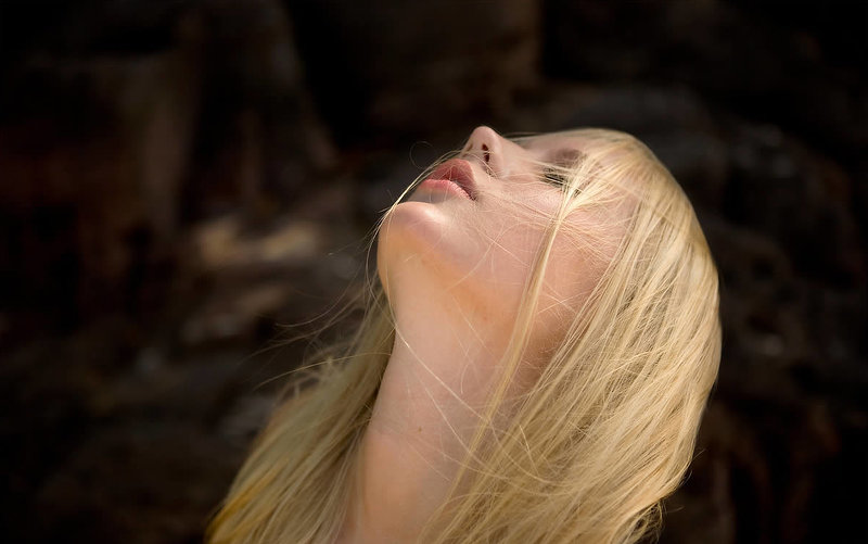 Уляна, 34